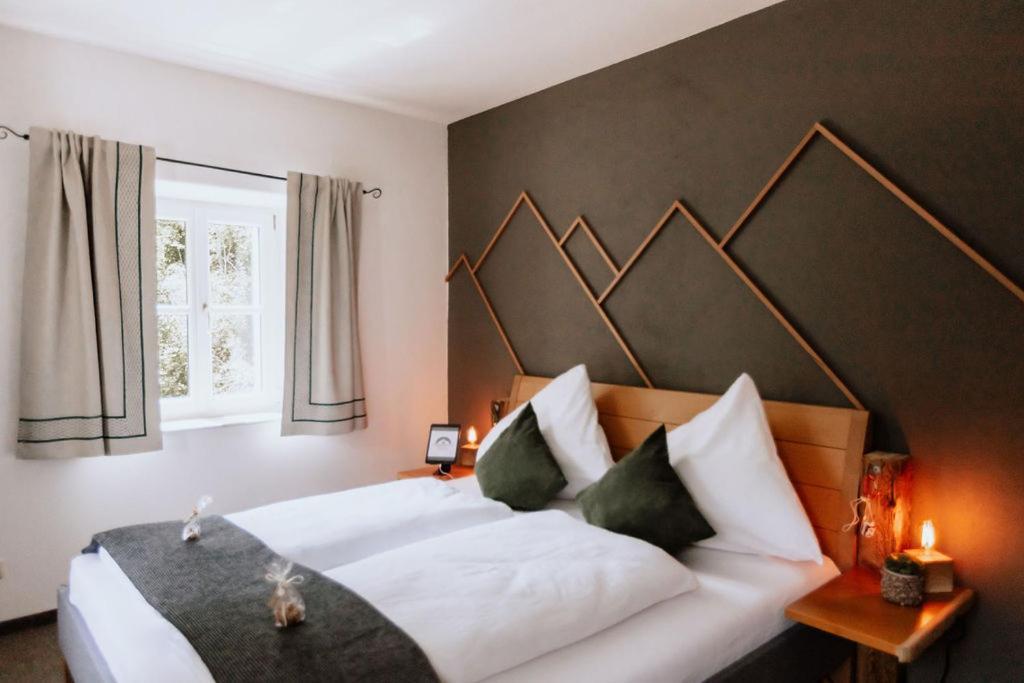 Das Schutzhaus-Bed And Breakfast-Dein Basislager Im Salzkammergut 巴特奥塞 外观 照片