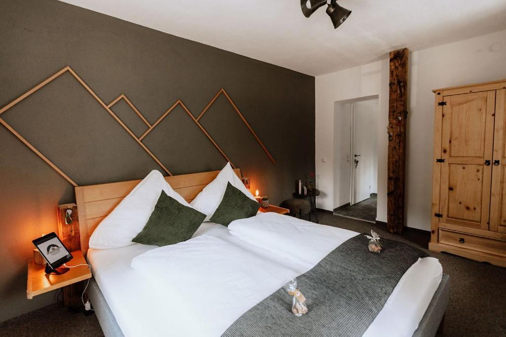 Das Schutzhaus-Bed And Breakfast-Dein Basislager Im Salzkammergut 巴特奥塞 外观 照片